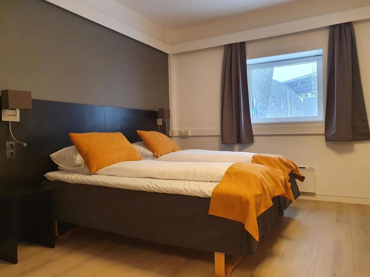 Hurtigrutens Hus Otel Stokmarknes Dış mekan fotoğraf