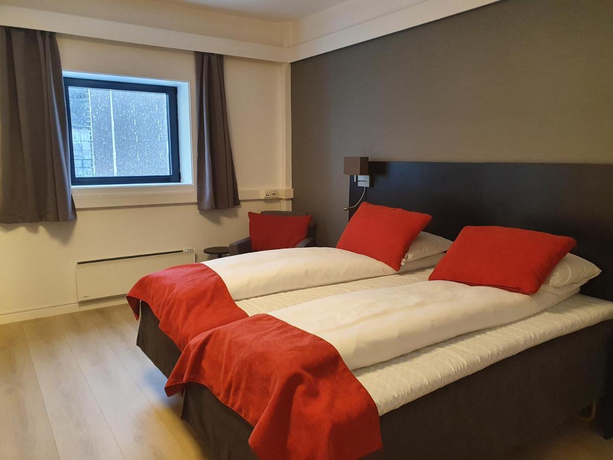 Hurtigrutens Hus Otel Stokmarknes Dış mekan fotoğraf